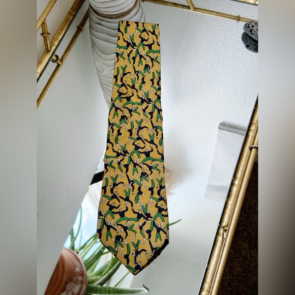 Authentic Dior Tie - Picture 9 of 14